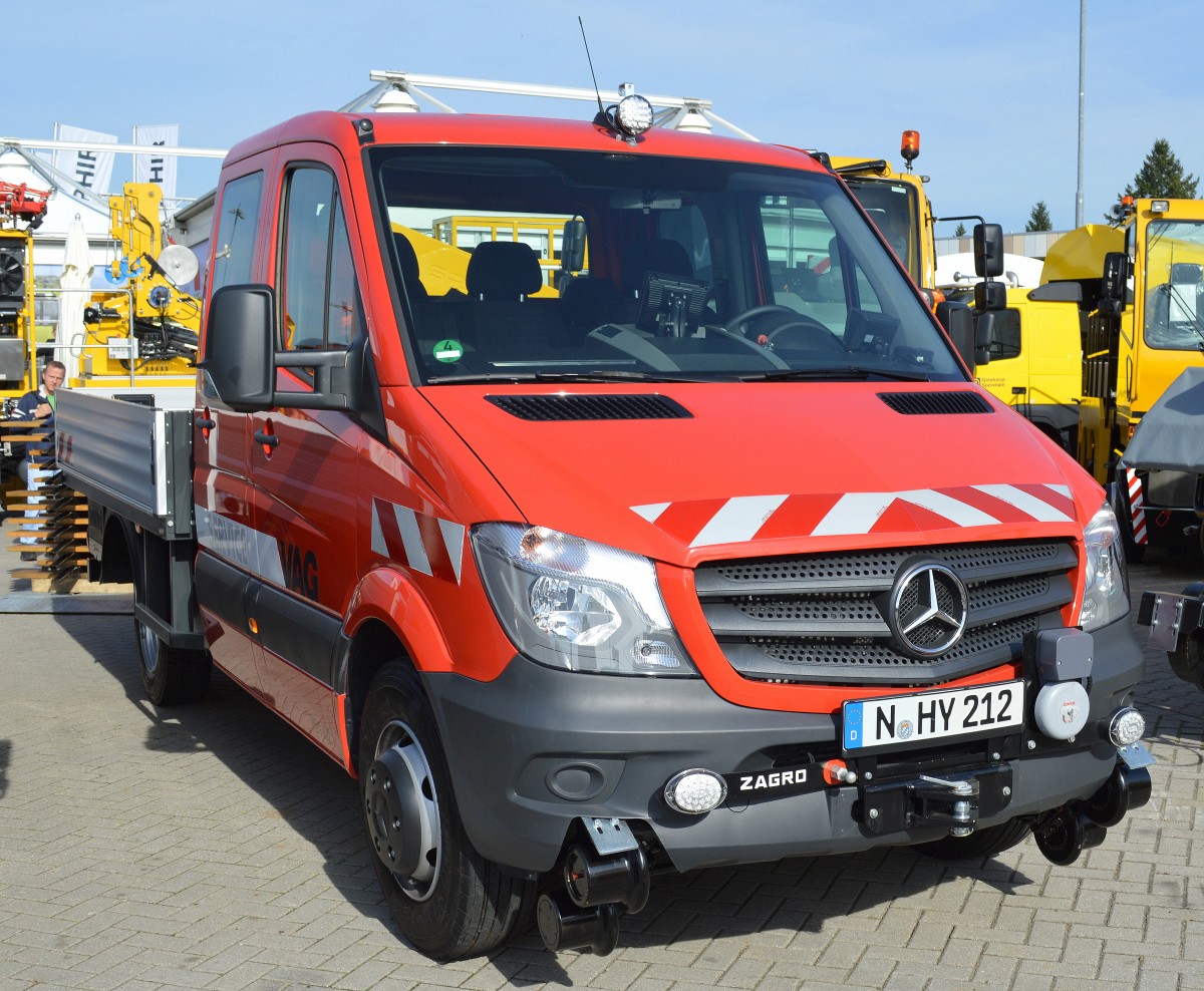 MB Sprinter (Service VAG) umgebaut von der Fa. ZAGRO zum Zweiwegefahrzeuge, 28.09.14 Inno Trans Berlin.
