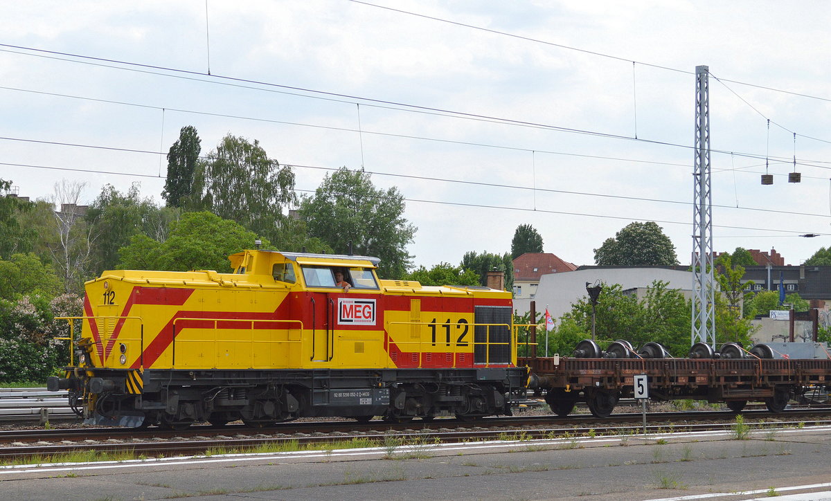 MEG 112 (298 052-2) mit dem täglichen S-Bahn Werkstättenzug am 19.05.16 Bf. Berlin-Lichtenberg.