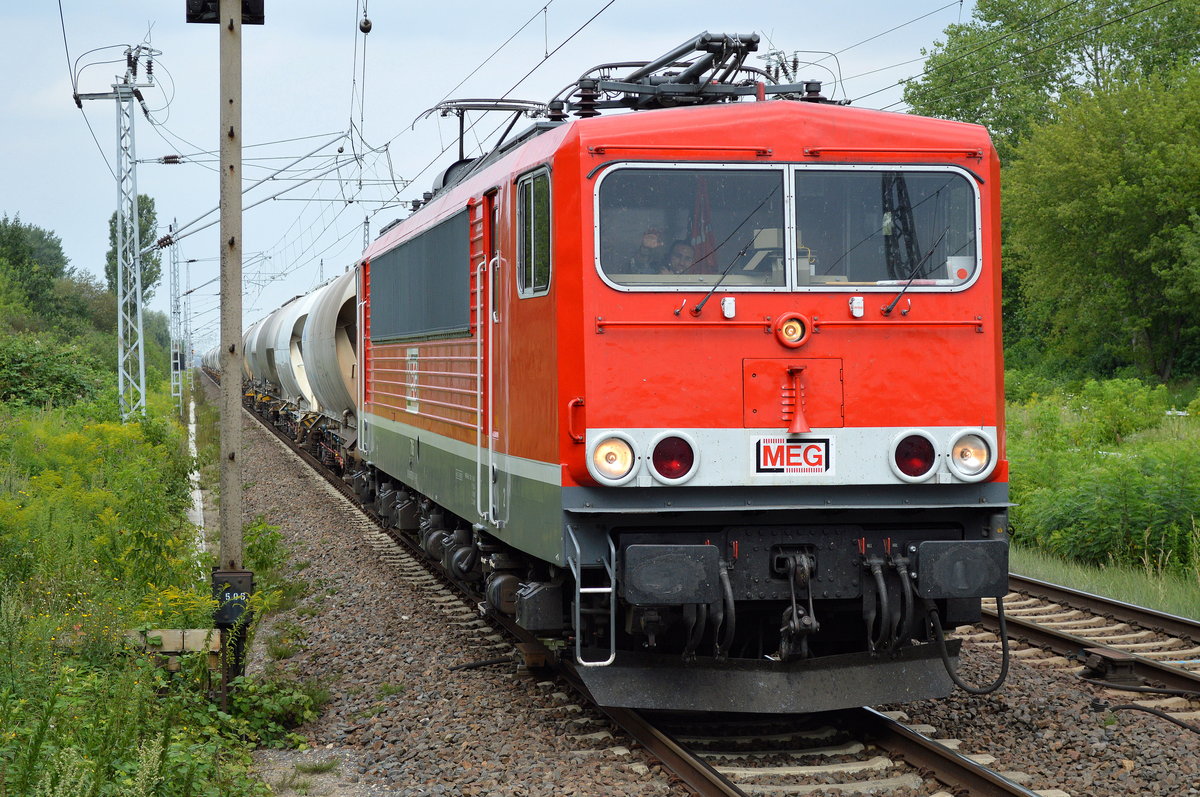 MEG 706 (155 119-1) mit dem täglichen Zementstaubzug (leer) Richtung Industrieübergabe Nordost am 02.08.17 Bf. Berlin Hohenschönhausen. Nette Grüße an den Tf. !!!!