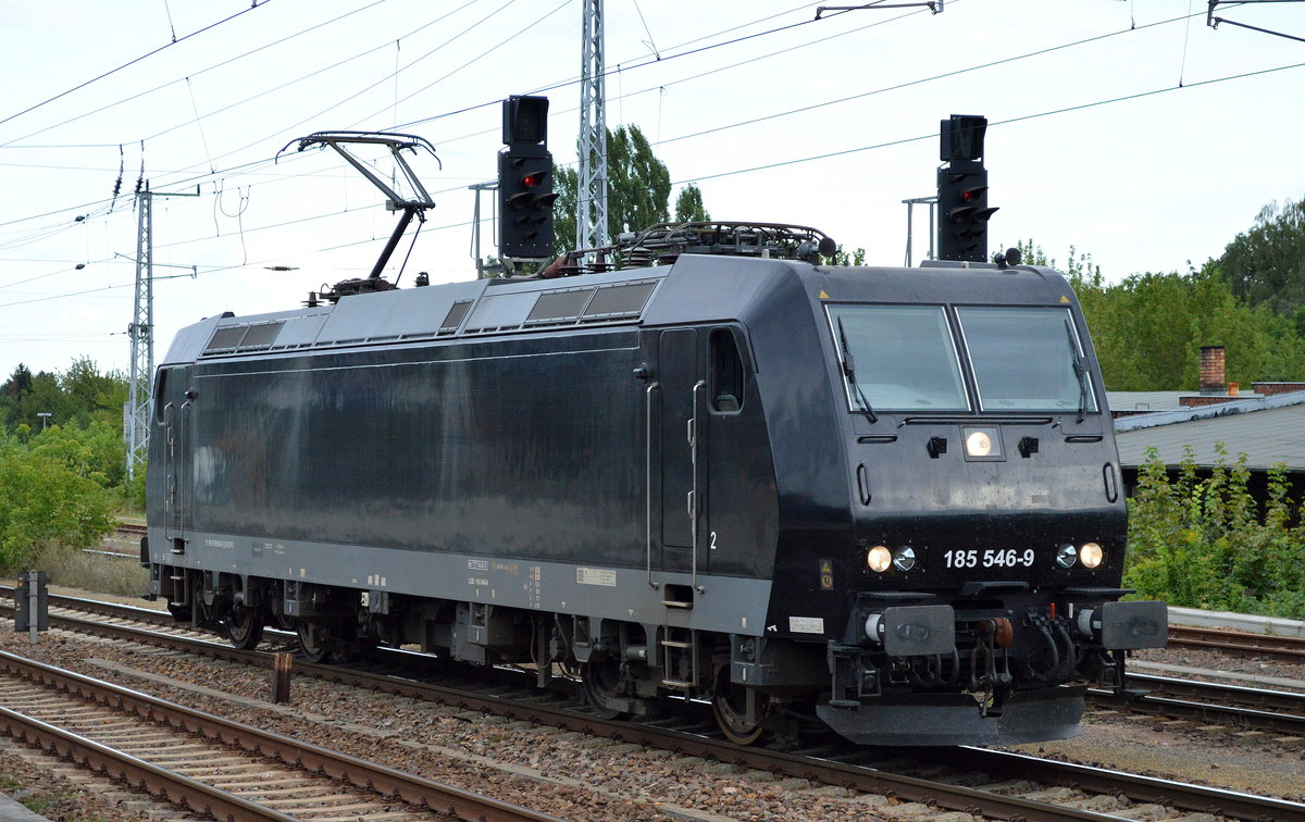 MRCE 185 546-9 der LEG fährt ab GBf. Berlin-Grünau ab, 09.08.16