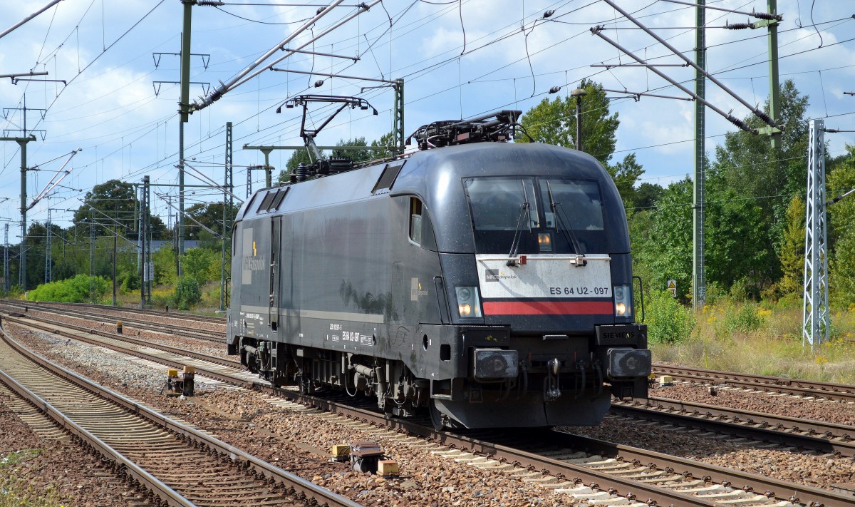 MRCE Dispolok 182 597-5/ ES 64 U2-097 für TXL tätig bei der Durchfahrt bhf. Flughafen Berlin-Schönefeld.
