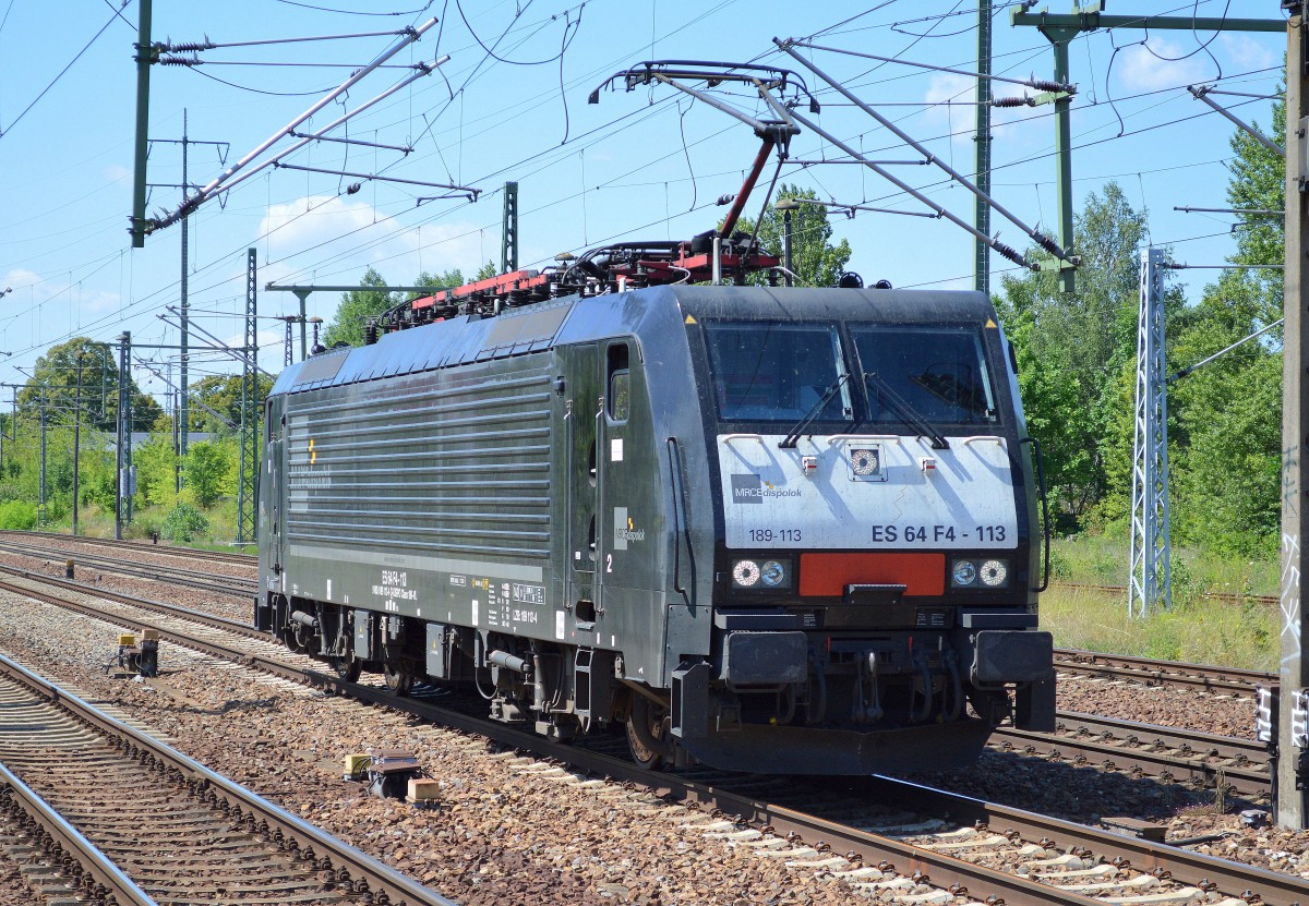 MRCE Dispolok 189-113/ES 64 F4-113 (91 80 6189 113-4 D-DISPO, Siemens Bj.2009) für LTE am 20.07.15 Bhf. Flughafen Berlin-Schönefeld.