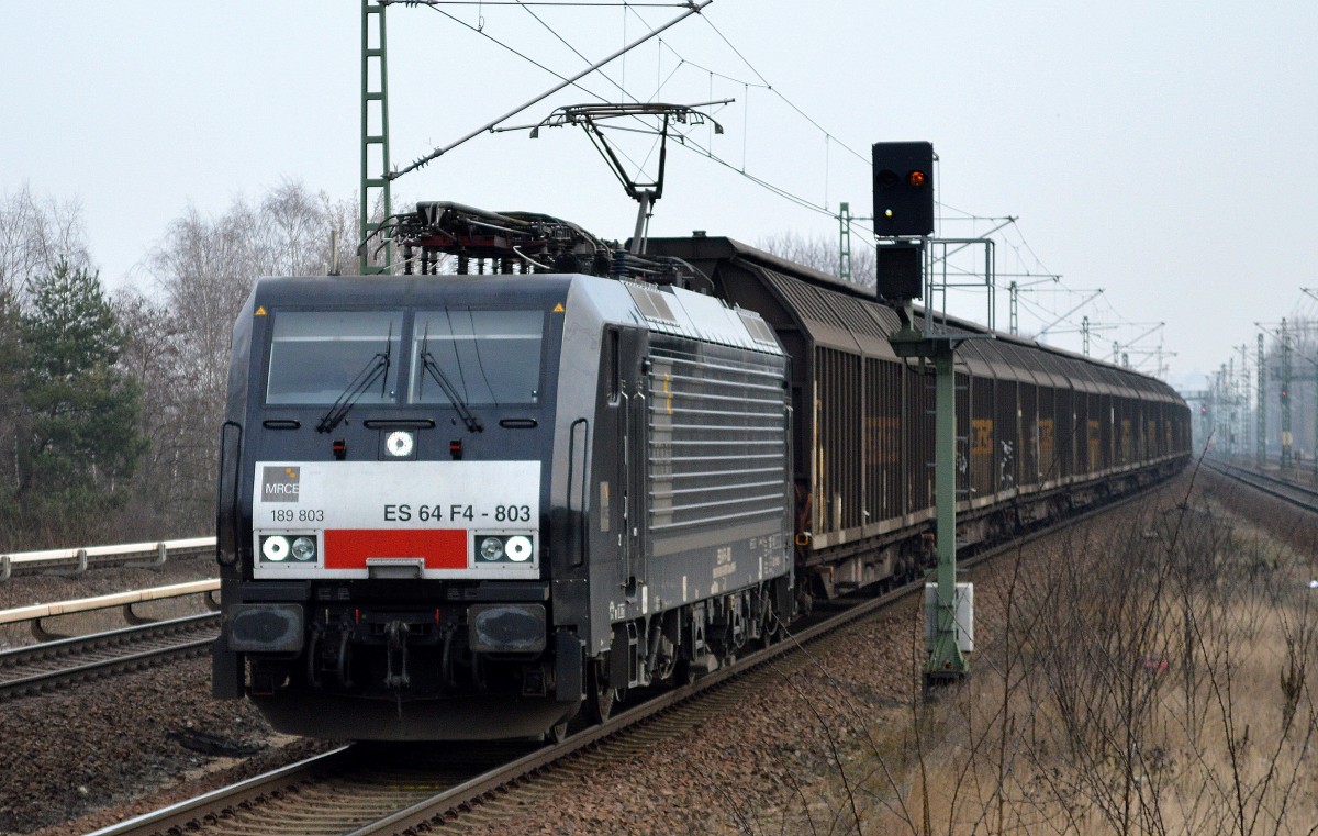 MRCE Dispolok 189-803/ES 64 F4-803 für CTL mit einem langen Ganzzug Schiebewandwagen am 10.03.15 Durchfahrt Bhf.Berlin-Jungfernheide Richtung Spandau.