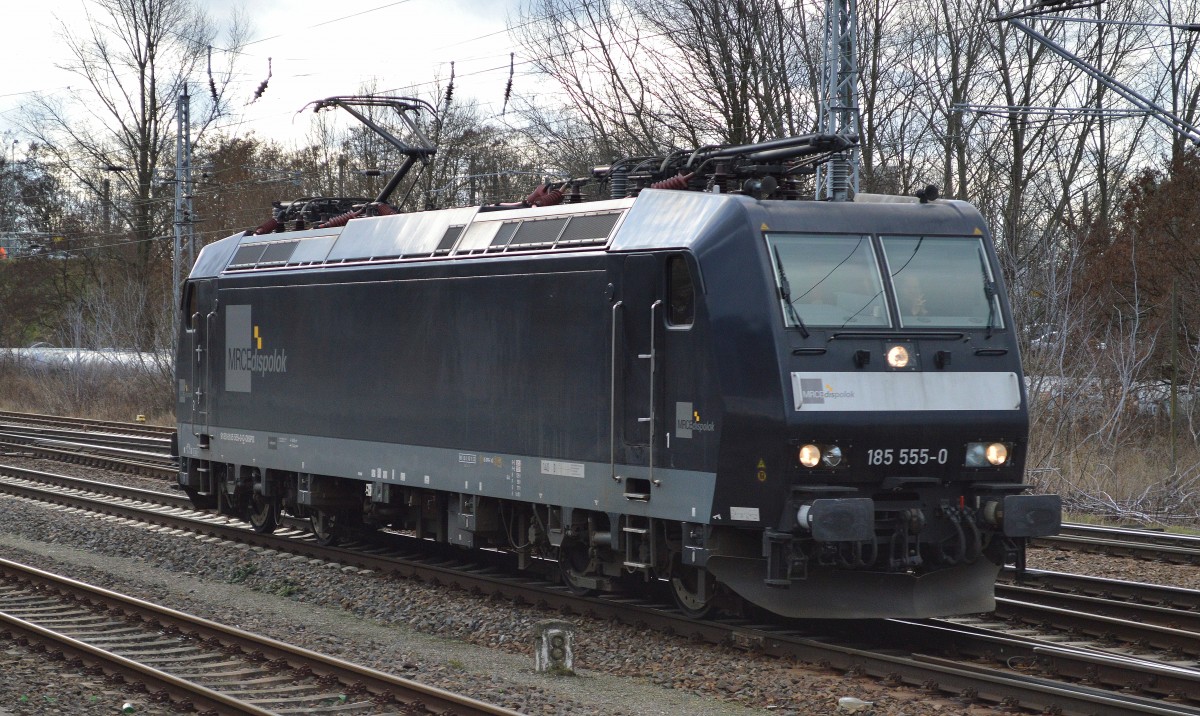 MRCE Mietlok für CTL 185 555-0 am 13.01.15 Berlin-Springpfuhl.