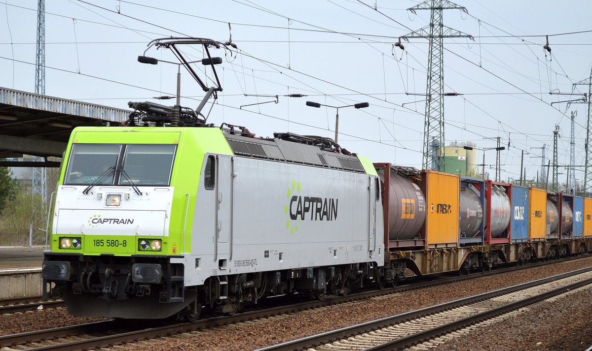 Neu wie man auch schön erkennen kann, nun ist also auch Captrain/ITL 185 580-8 in den grün/weißen Captrain Farben zur Vereinheitlichung der eigenen Firmenflotte gestaltet, hier mit Containerzug am 15.04.16 Bhf. Flughafen Berlin-Schönefeld.