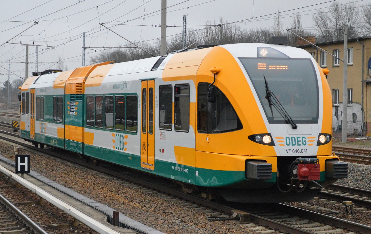 ODEG VT 646.041 auf Dienstfahrt Richtung Innenstadt, 26.01.15 Berlin-Blankenburg.