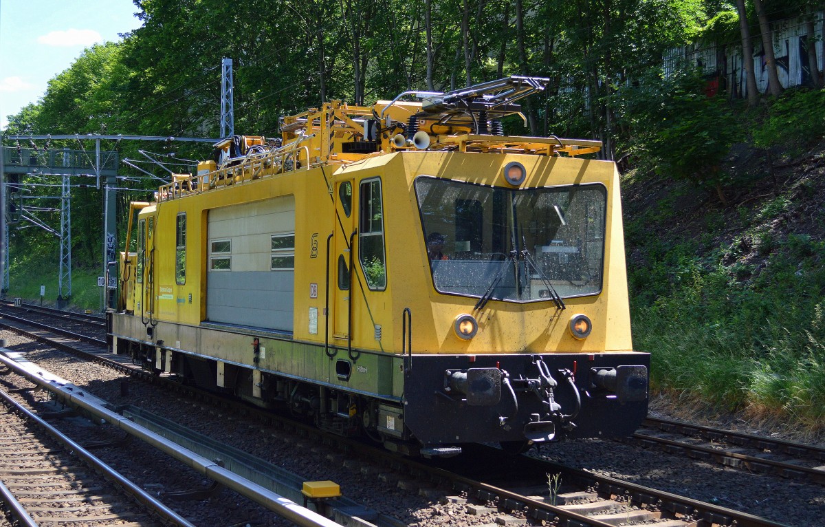 OMF (BR 706) der DB Bahnbau-Gruppe am 04.06.15 Berliner Innenring Höhe Schönhauser Allee.
