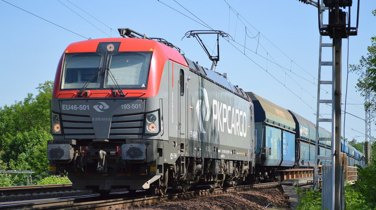 PKP Cargo mit EU46-501/193-501 mit SChüttgutwagen zug Richtung Polen am 29.05.17 Berlin-Wuhlheide.
