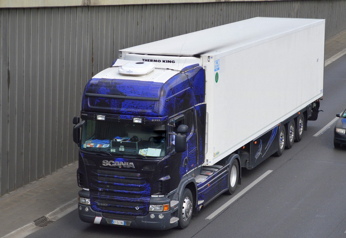 Polnischer SCANIA R 560 Sattelzug Berliner Stadtautobahn Höhe Knobelsdorffstr. am 07.05.15
