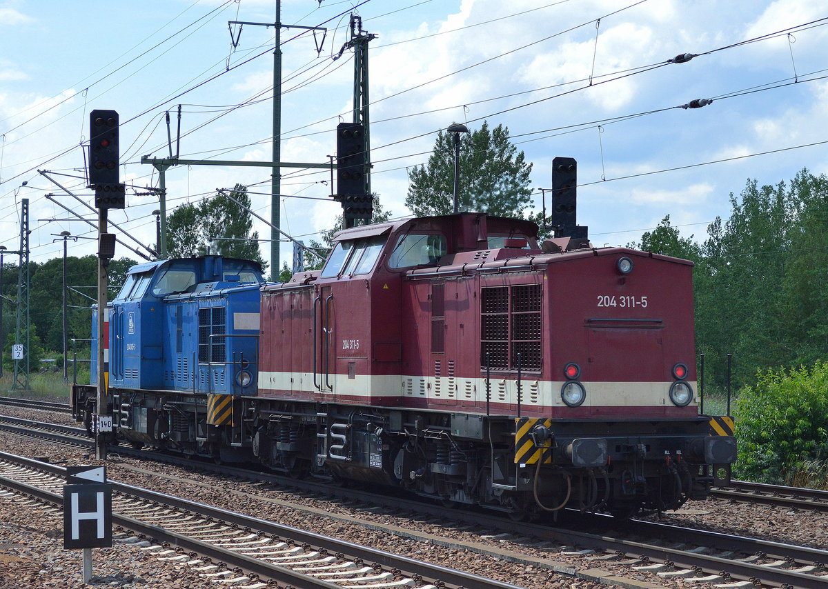 PRESS 204 005-3(203 350-4) + MTEG 204 311-5(202 311-7) am 29.06.16 Bf. Flughafen Berlin Schönefeld.