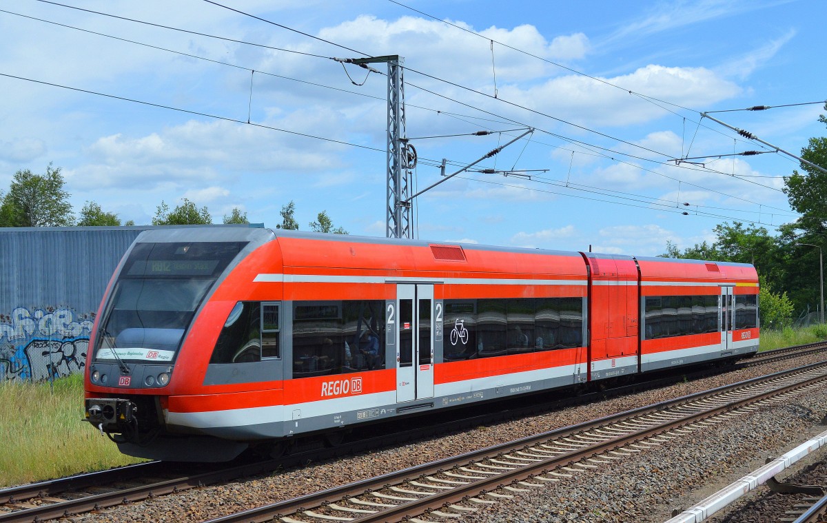 RB12 nach Templin Stadt mit 646 011-6 am 12.06.14 Mühlenbeck/Mönchmühle Richtung Oranienburg.