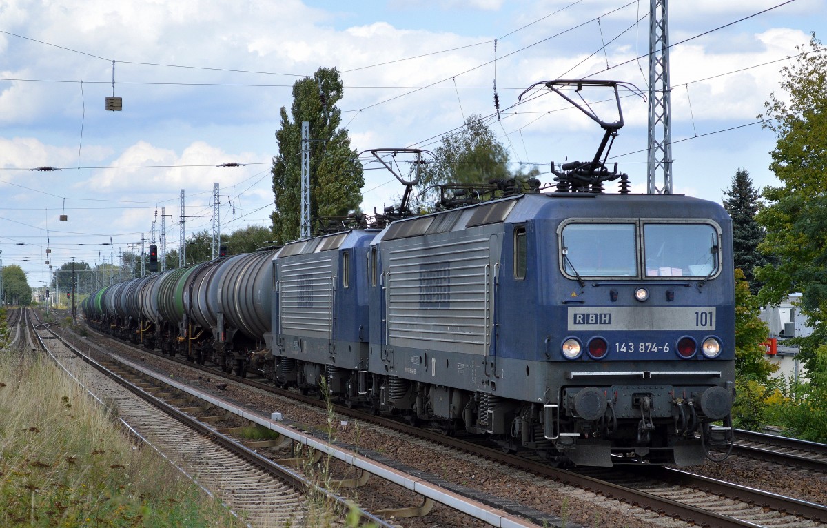 RBH 101/143 8746 + 109/143 936-3 mit Kesselwagenzug (Dieselkraftstoff) Richtung Karower Kreuz Berlin, 25.08.14