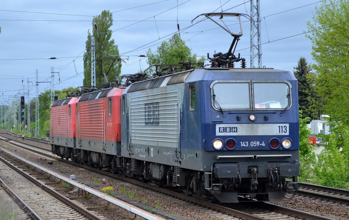 RBH 113/143 059-4 mit RBH 138/143 295-4 + RBH 134/143 173-3 noch in rot auch von RBH Richtung Karower Kreuz Berlin am 10.05.15
