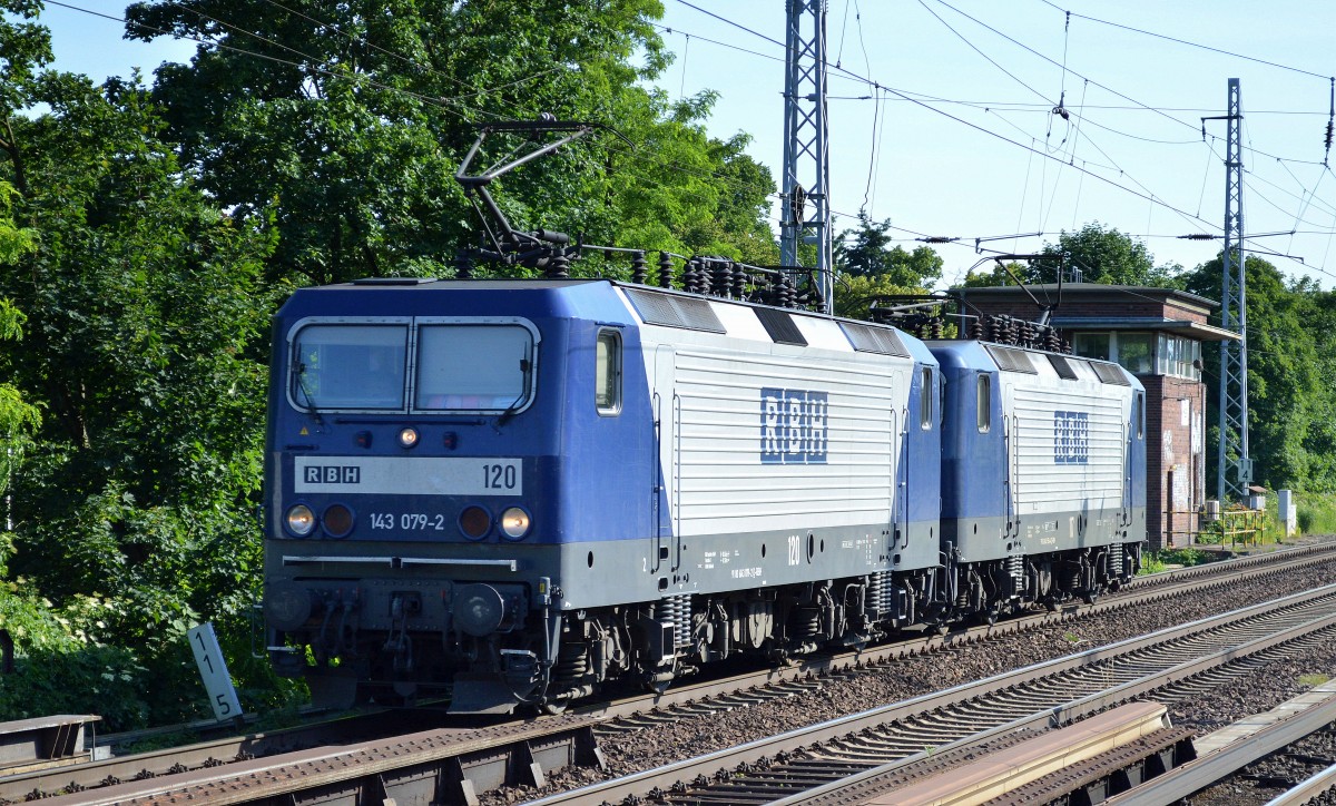 RBH 120/143 079-2 + RBH 117/143 554-4 Richtung Bernau am 07.06.14 Berlin-Karow. 
