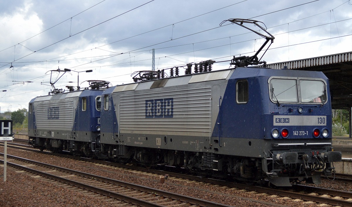 RBH Doppeltraktion mit RBH 129/143 249-1 + RBH 130/143 273-1 am 20.09.15 Bhf. Flughafen Berlin-Schönefeld.