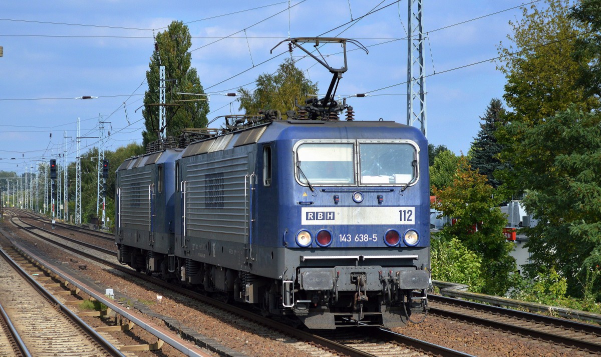 RBH Doppeltraktion  RBH 112/143 638-5 + RBH 143? am 24.09.15 Berlin-Karow. 
