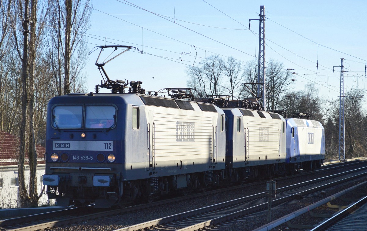 RBH Lokzug gezogen von RBH 112/143 638-5 mit RBH 121/143 048-7 + RBH 206/145-CL 206 am Haken Richtung Schwedt am 12.03.14 Berlin-Karow.