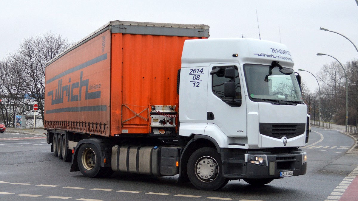 RENAULT 430 mit Auflieger der Sped. ullrich Einfahrt Nerliner Westhafen am 22.01.15 Berlin Beusselstr.