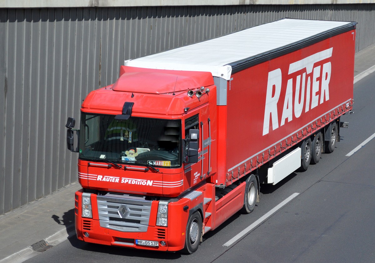 RENAULT MAGNUM 440 Sattelzug der Sped. RAUTER am 07.05.15 Berliner Stadtautobahn Höhe Knobelsdorffstr.