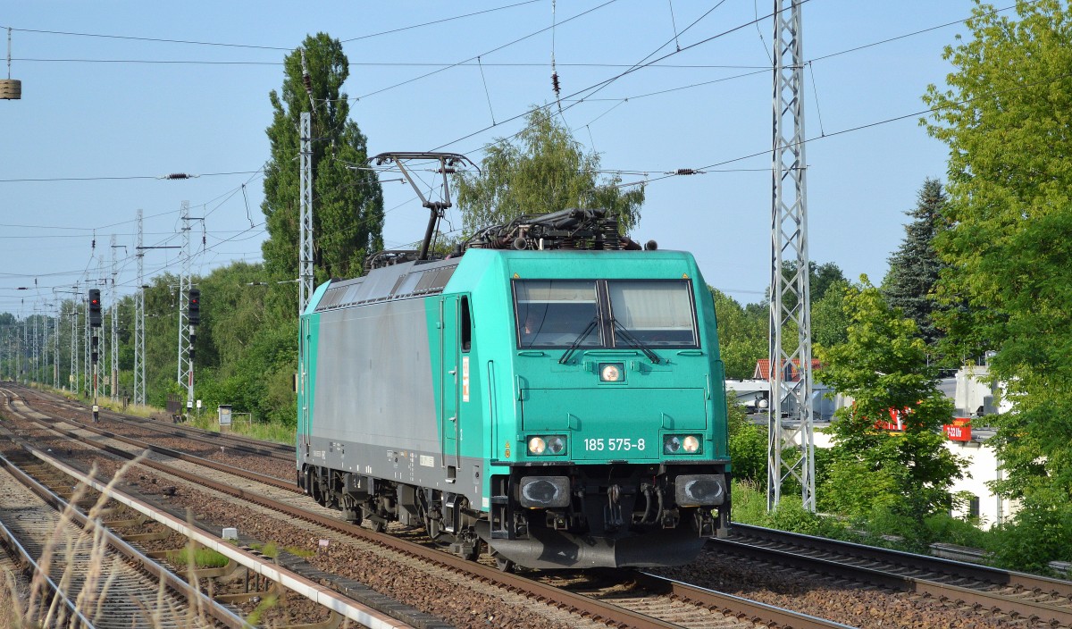 RHC 185 575-8 am 10.06.14 Berlin-Karow.