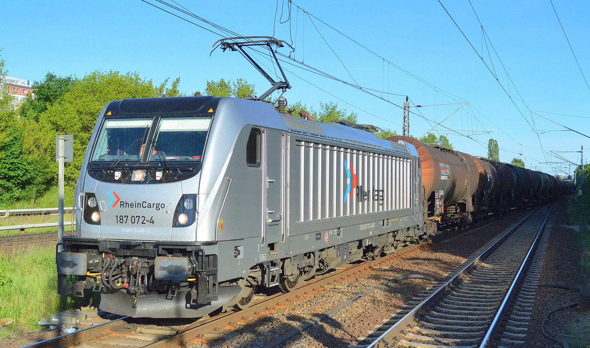 RHC 187 072-4 mit Kesselwagenzug (leer) Richtung Stendell aus Richtung Industrieübergabe Nordost am 01.06.17 Bf. Berlin-Hohenschönhausen. 