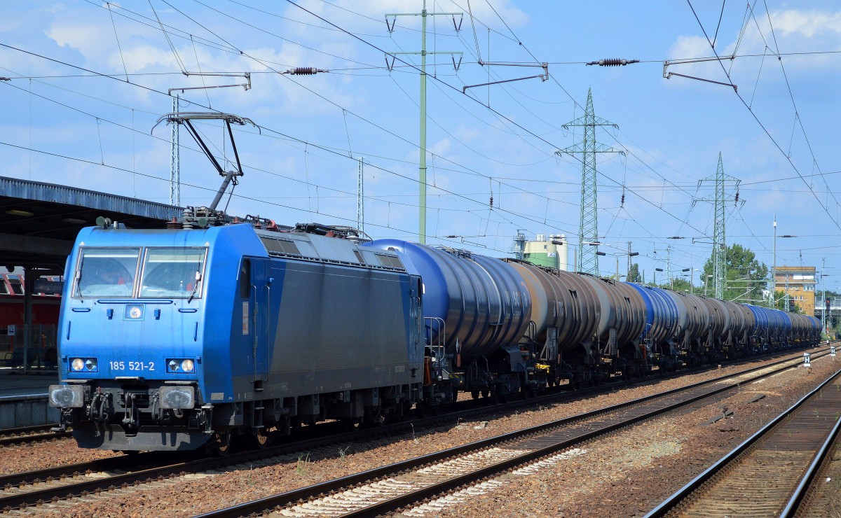 RHC mit 185 521-2 und Kesselwagenzug (Benzin-Transport) am 16.07.15 Bhf. Flughafen Berlin-Schönefeld.