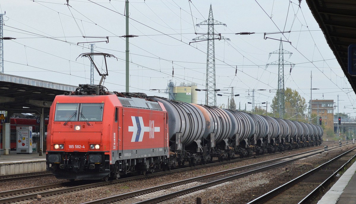 RheinCargo mit 2051/185 582-4 mit Kesselwagenzug am 09.10.14 Flughafen Berlin-Schönefeld.