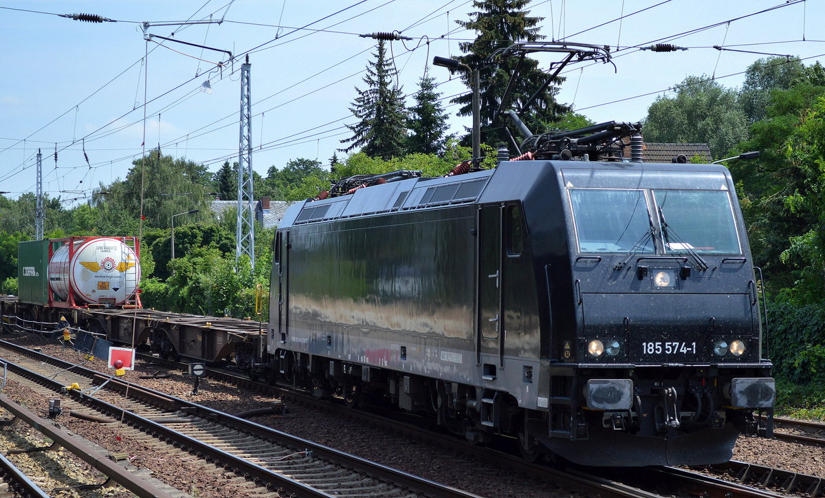 RTBC mit der MRCE 185 574-1 und Containerzug am 19.07.17 Berlin-Hirschgarten.