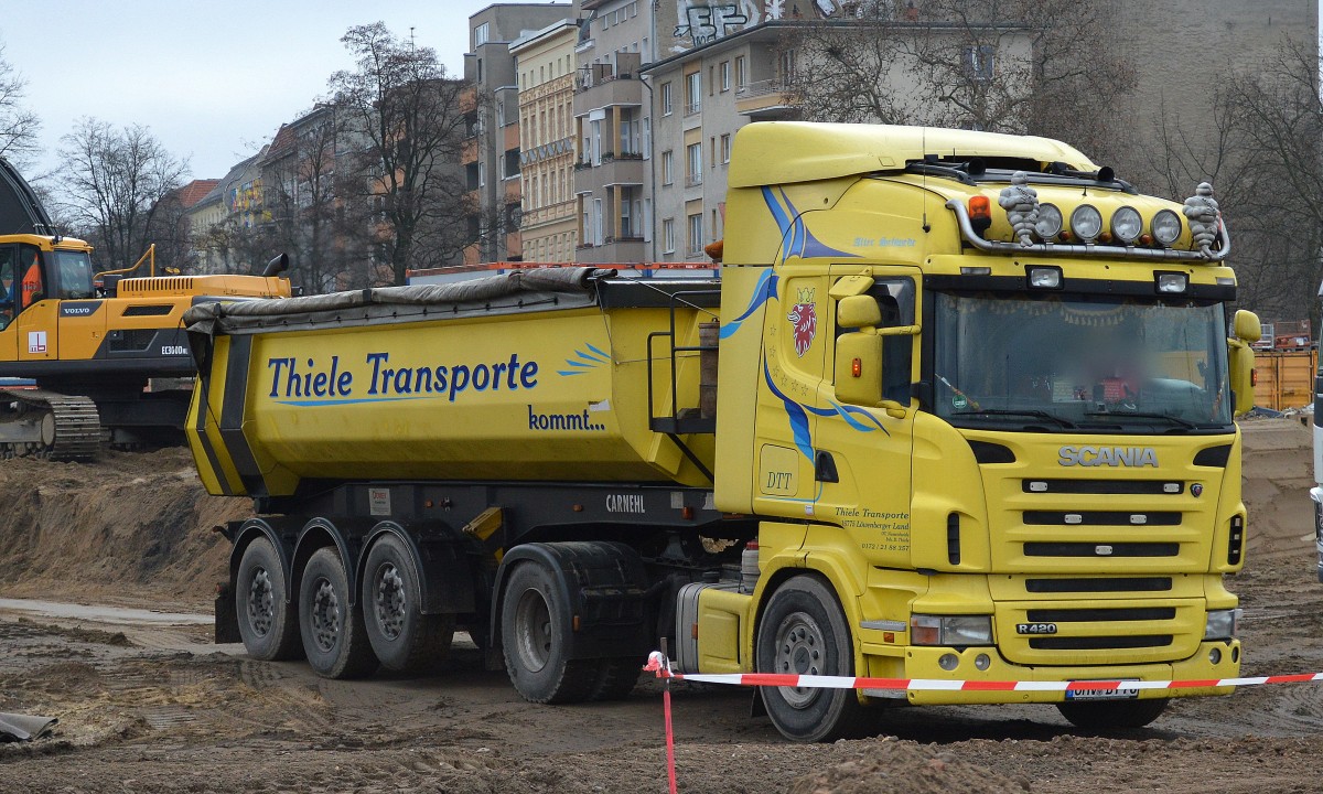 SCANIA R420 Sattelkipper der Fa. THIELE TRANSPORTE am 26.01.15 Berlin-Moabit.
