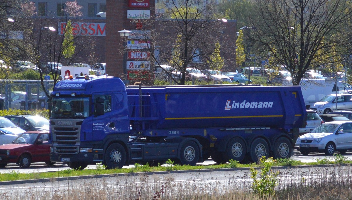 SCANIA R420 Sattelkipper der Fa.Lindemann am 15.04.14 Berlin-Marzahn.