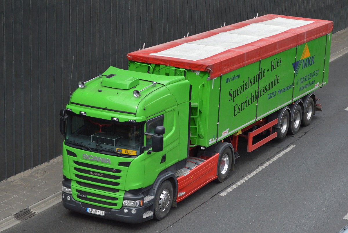 SCANIA R440 Sattelkipper der Fa. MKK am 13.04.15 Berliner Stadtautobahn Höhe Kaiserdamm.