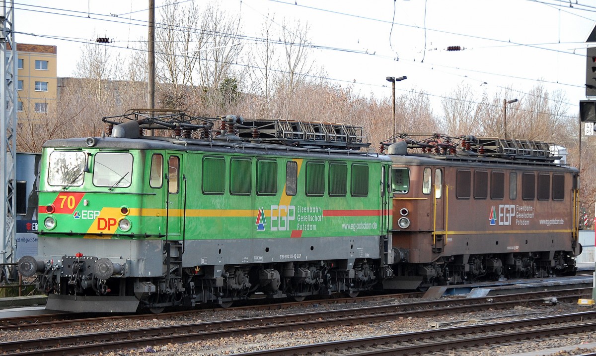 Seit Jahresende Berlin Greifswalder Str. abgestellt EGP (DP 10) 142 103-1 + 142 042-1, 04.01.14