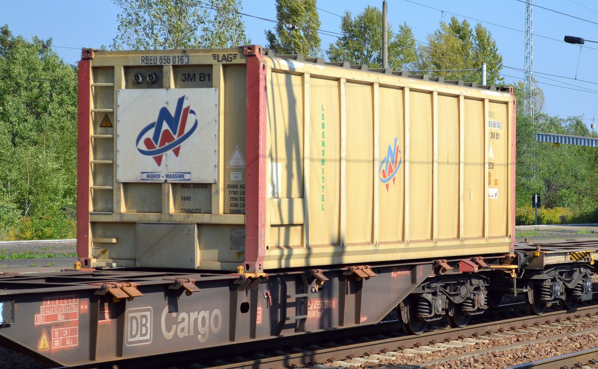 Spezialcontainer für Lebensmittel der niederländischen Fa. NIJHOF-WASINK am 18.09.14 Bhf. Flughafen Berlin-Schönefeld.