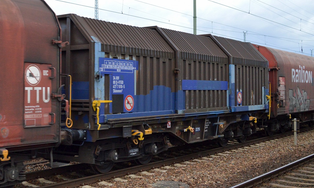 Teleskophaubenwagen vom Einsteller VTG in Hamburg für Coiltransporte mit der Nr. 34 RIV 80 D-VTGD 477 7 010-5 Shimmns2 am 09.11.15 bhf. flughafen Berlin-Schönefeld.