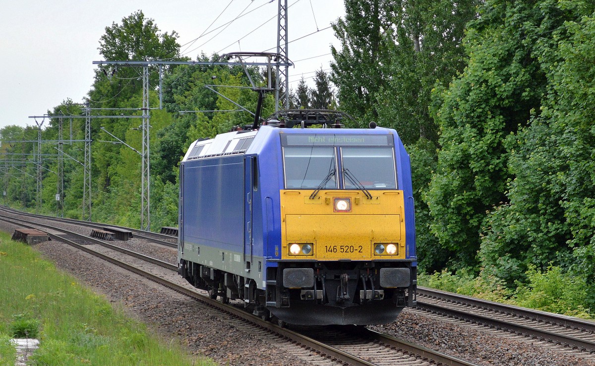 Transdev GmbH mit 146 520-2 am 20.05.15 Röntgental b. Berlin.