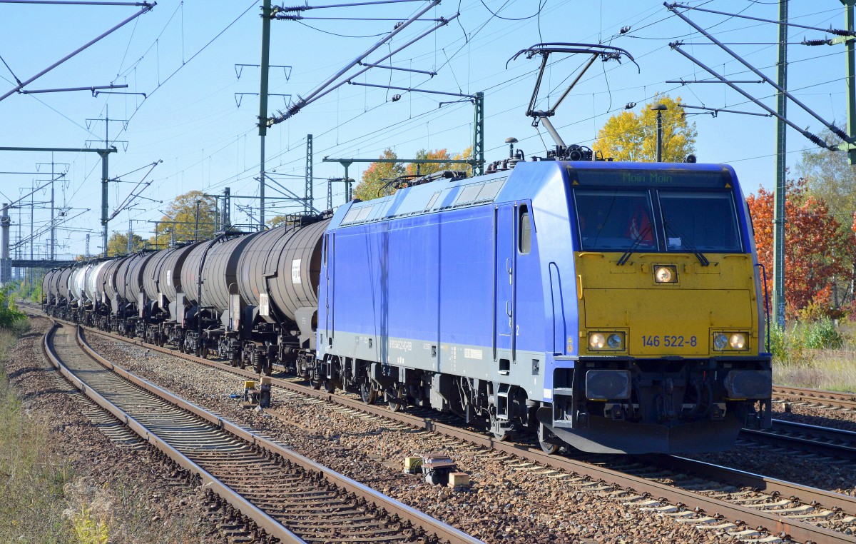 Transdev Regio GmbH mit 146 522-8 und Kesselwagenzug am 11.10.15 Bhf. Flughafen Berlin-Schönefeld.