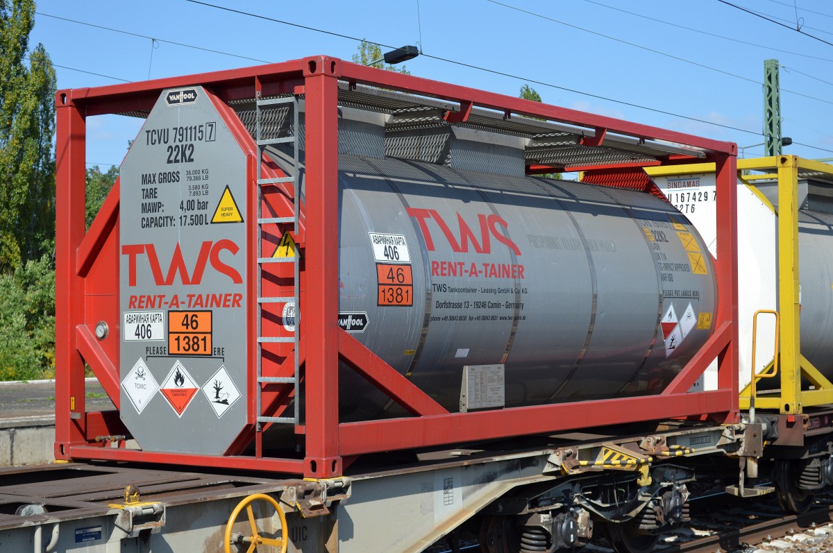 TWS RENT-A-TAINER mit Inhalt lt. UN-Nr 46/1381 Phosphor (gelb) am 03.09.14 Bhf. Flughafen Berlin-Schönefeld.