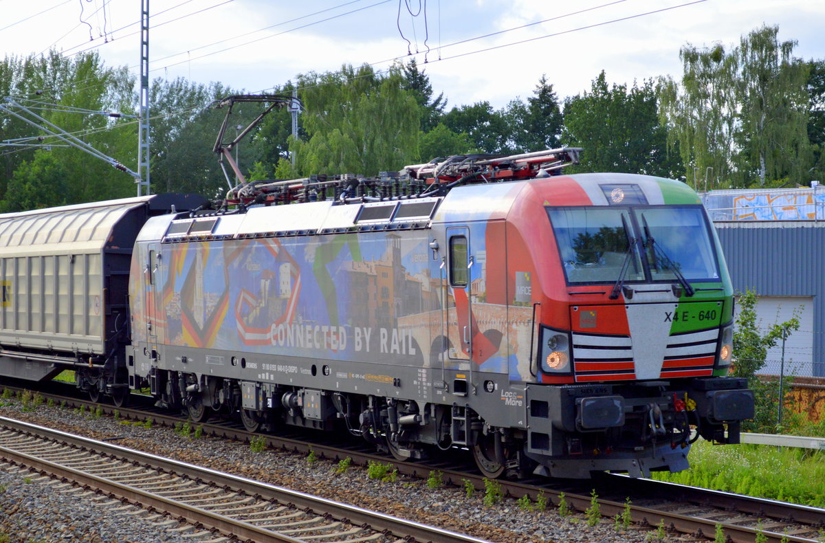 TXL mit der MRCE Dispo Vectron X4 E - 640/193 640-0 [NVR-Number: 91 80 6193 640-0 D-DISPO, Siemens Bj.2016]  CONNECTED BY RAIL  mit Ganzzug Schiebewandwagen am 13.07.17 Richtung Berlin Mühlenbeck bei Berlin.