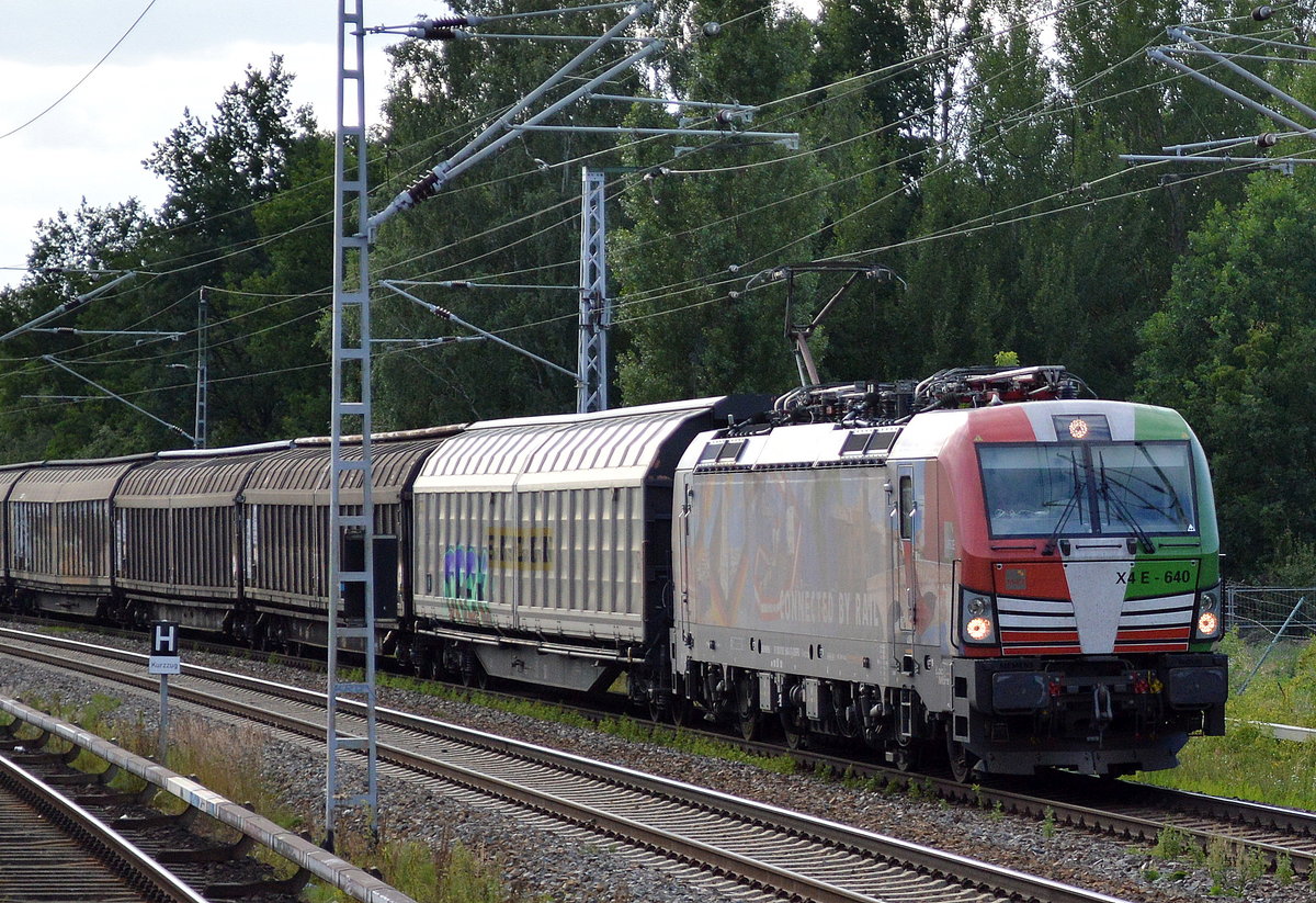TXL mit der MRCE Dispo Vectron X4 E - 640/193 640-0 [NVR-Number: 91 80 6193 640-0 D-DISPO, Siemens Bj.2016]  CONNECTED BY RAIL  mit Ganzzug Schiebewandwagen am 13.07.17 Richtung Berlin Mühlenbeck bei Berlin.