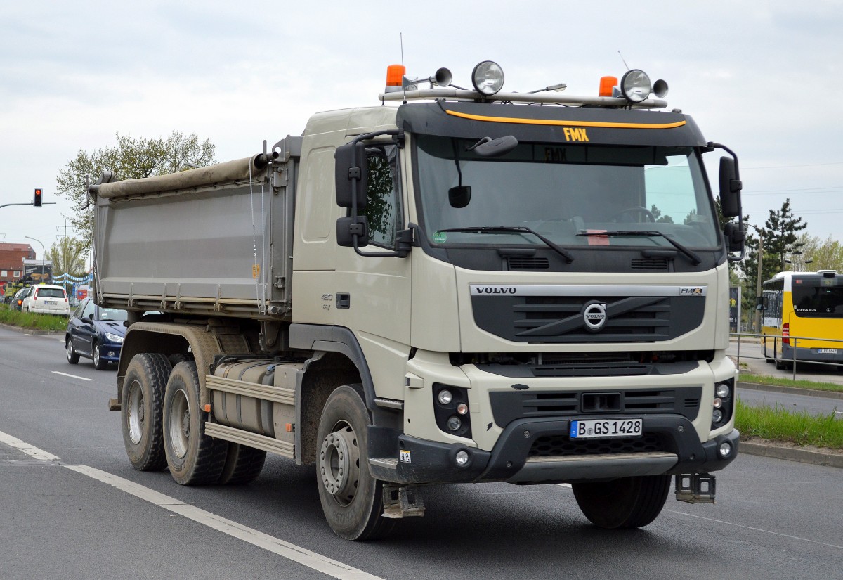 VOLVO FMX 420 EEV Baukipper am 11.04.14 Schönefeld.