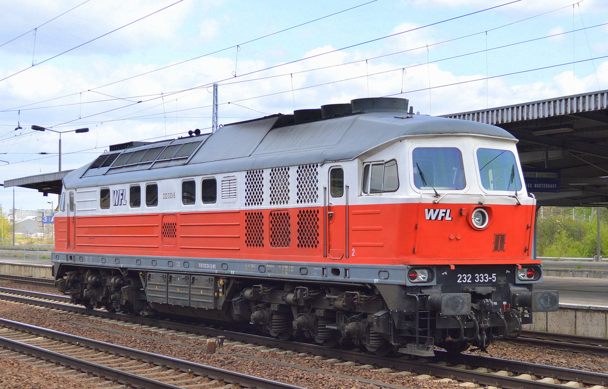 WFL 232 333-5 im Portrait am 20.04.17 Nf. Flughafen Berlin-Schönefeld.