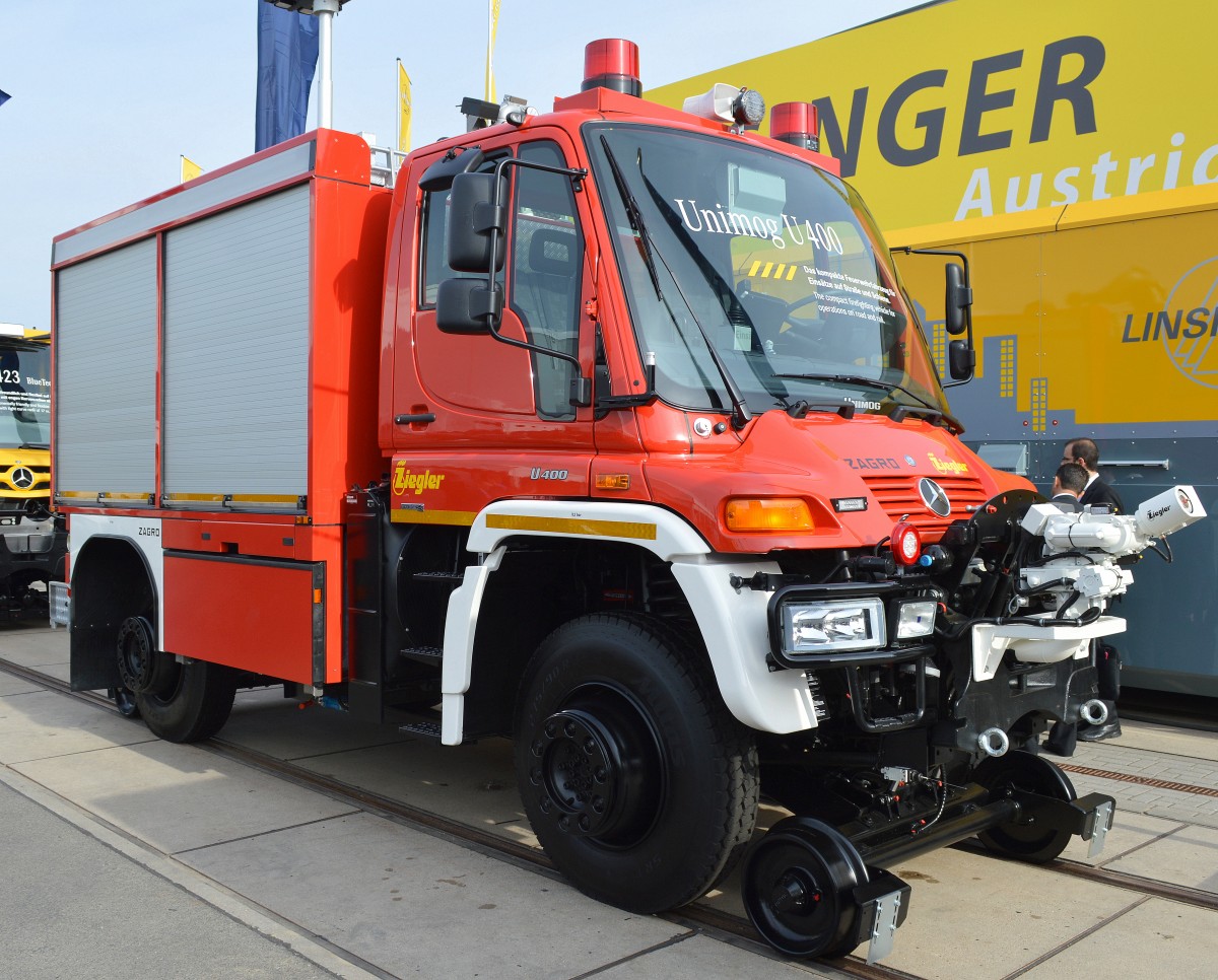 Zweiwege MB-UNIMOG U 400 umgebaut von der Fa. ZAGRO mit ZIEGLER Aufbau typisch für Feuerwehrspezialfahrzeuge, 26.09.14 Inno Trans Berlin. 