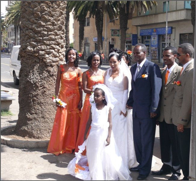 Am Sonntag wird in Eritrea geheiratet mit vielen G�sten und mit viel Pomp. (26.10.2008)