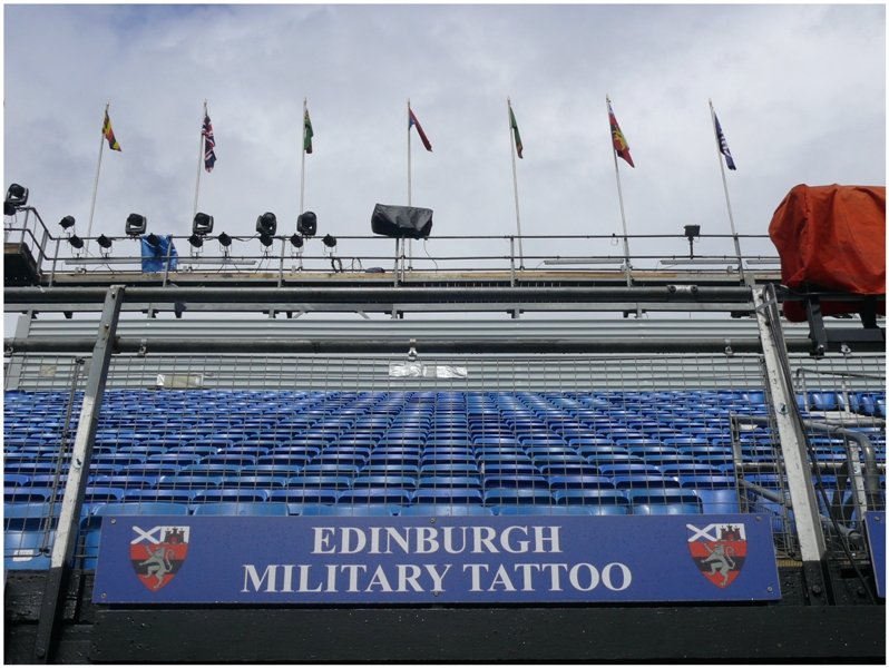 Eine der Trib�nen f�r das Edinburgh Military Tattoo auf dem Schloss. (03.08.2008)