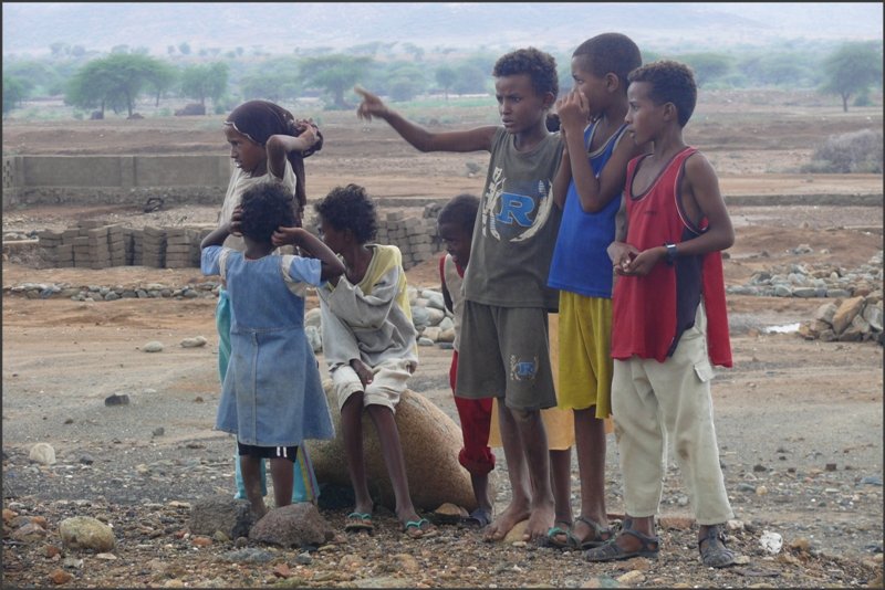 Es wird angeregt diskutiert �ber Sinn oder Unsinn dieser Eisenbahnfans. (vielleicht) (29.10.2008)