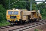 EIFFAGE RAIL mit Gleistopfmaschine P&T 08-475 UNIMAT 4S + SChotterpaniermaschine am 26.06.13 Berliner Innenring H�he Berlin-Jungfernheide Richtung Nordosten.