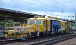 Die Fa. GBW mit iher Gleisstopfmaschine P&T UNIMAT 09-475/4S am 31.07.15 Durchfahrt Bhf. Flughafen Berlin-Schönefeld.