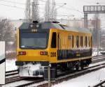 Hier der Nachschuss des Ultraschienenpr�ffahrzeugs SRS 200 der Pethoplan GmbH am 21.01.10 Berlin-Pankow. 