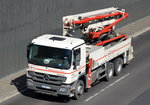 MB ACTROS 2636 mit Betonpumpe der Fa. BFU Betonförderunion am 21.04.16 Berliner Stadtautobahn Höhe Knobelsdorffstr. 