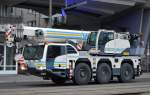 Ein TEREX All-Terrain-Krane Challenger 3160 bzw. 3180? der Fa. GAAC Mittenwalde am 19.02.16 Berlin-Pankow